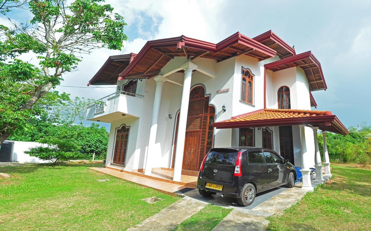 Falcon Villa Induruwa Εξωτερικό φωτογραφία