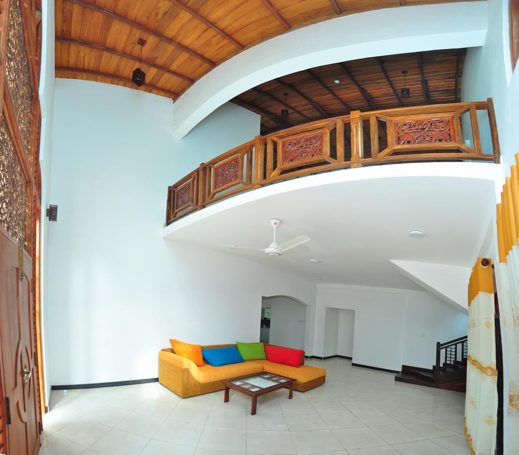 Falcon Villa Induruwa Εξωτερικό φωτογραφία