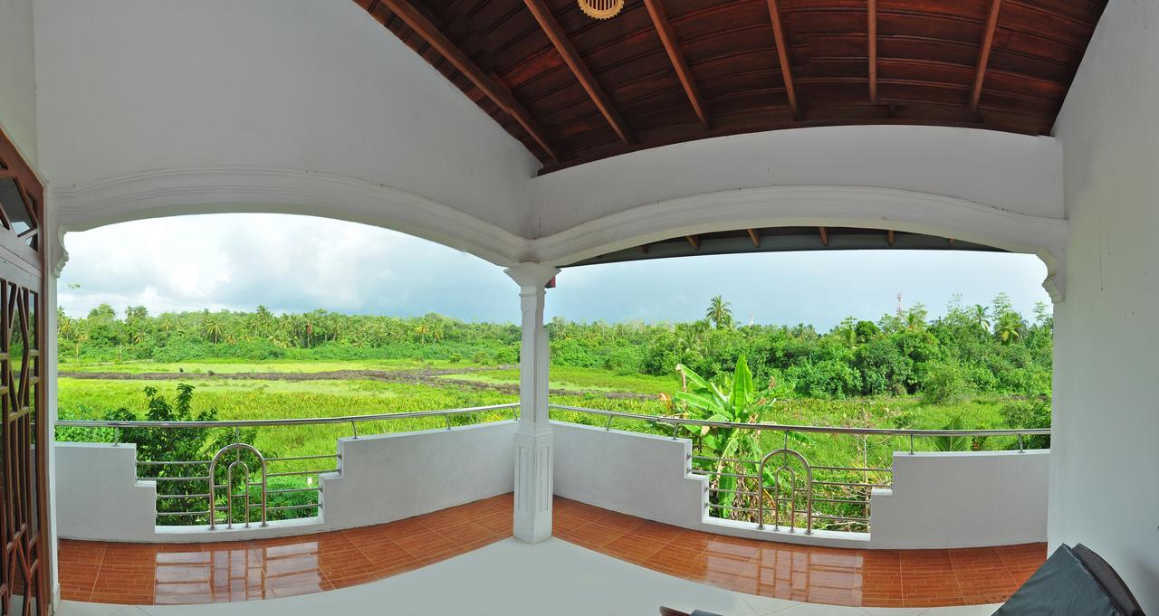 Falcon Villa Induruwa Εξωτερικό φωτογραφία